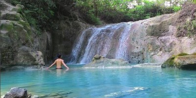 1609 Air Terjun Warna Biru, Dung Jengglong Sragen