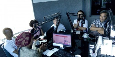Para penampil di Asian Festival 2016 saat berbincang di studio Solopos FM, Selasa (15/3/2016)