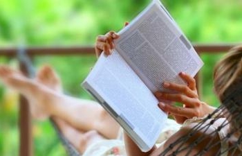 Bangkit Meningkatkan Minat Baca Masyarakat