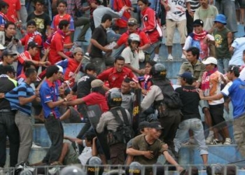 Sepakbola Tanpa Kerusuhan itu Sangat Indah