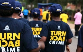 Kapolri Melarang Sipil Mengenakan Atribut “Turn Back Crime”