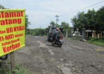 SMS WARGA: Pasca Hujan, Kerusakan Jalan Makin Parah