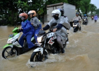 Cara Jitu Atasi Motor Mogok Saat Banjir, Simak Tips Berikut