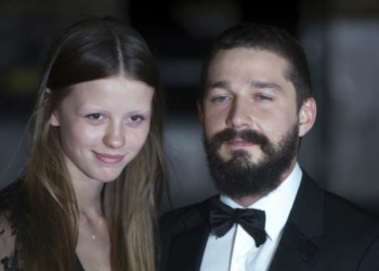 Shia LaBeouf dan Mia Goth Resmi Jadi Pasangan Suami Istri