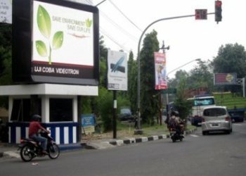 SMS WARGA: Menyoal Videotron Simpang Empat Center Point