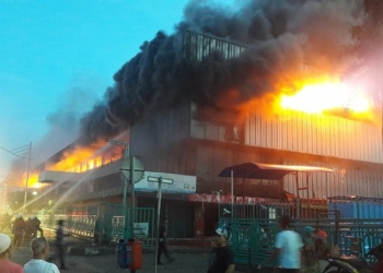 BERITA NASIONAL: Pasar Senen Terbakar, 500 Kios Hangus