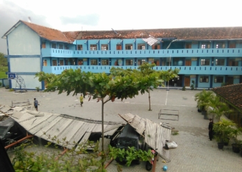 BERITA NASIONAL : Angin Kencang Landa Sleman, 2 Santri MBS Yogyakarta Terluka