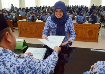 Geger Penurunan Jumlah PNS, Begini Mekanismenya