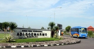 Jalur Kereta BandaraAdi Soemarmo Tergetkan Selesai Tahun 2018