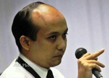 Novel Baswedan, Mulai dari Intimidasi Hingga Ditabrak Mobil