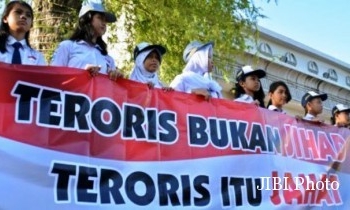 Pengawasan Penggunaan Daring Guna Mencegah Terorisme pada Anak