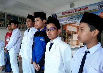 Peragaan Mirip Bung Karno Warnai Lomba 17an SMP Muhamamdiyah PK Kottabarat Solo