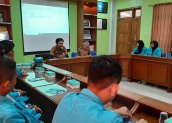 Pengalaman Menarik Peserta PLP di SMP Muhammadiyah PK Solo