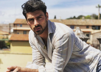Sukses di Film 365 Days, Aktor Michele Morrone Jadi Model Miliaran Rupiah