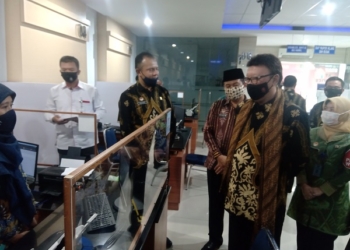 Kantor Imigrasi Kelas I TPI Solo Pamer Inovasi, Bikin Paspor Cukup 15 Menit!