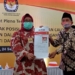 Foto Yuni-Suroto Ada di Kanan Kotak Kosong