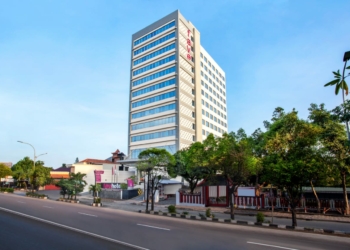 Puluhan Staff favehotel Solo Manahan Solo Terima Vaksin