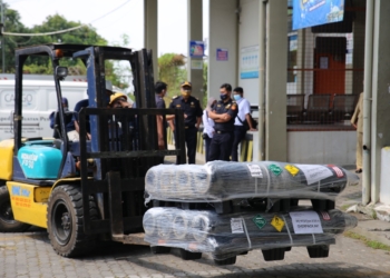 Bea Cukai Surakarta Keluarkan 200 Tabung Oksigen Hibah dari Shopee