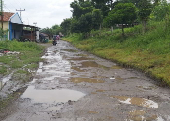 jalan rusak sukoharjo