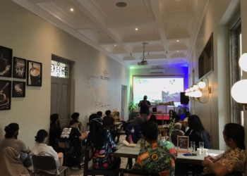 Berbagi Ilmu Tentang Teh di C&L Coffee