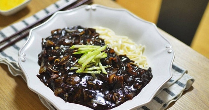 Jajangmyeon