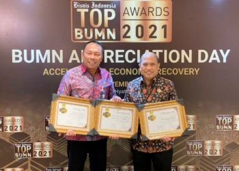 Rivan A Purwantono Sabet Penghargaan TOP CEO BUMN Awards 2021