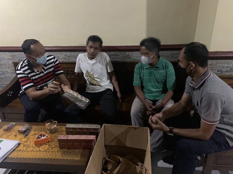 rokok ilegal Bea Cukai Surakarta