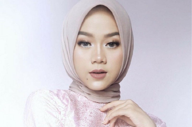 Lebaran Tiba, Makeup Spesial di Hari Raya Buat Sob!