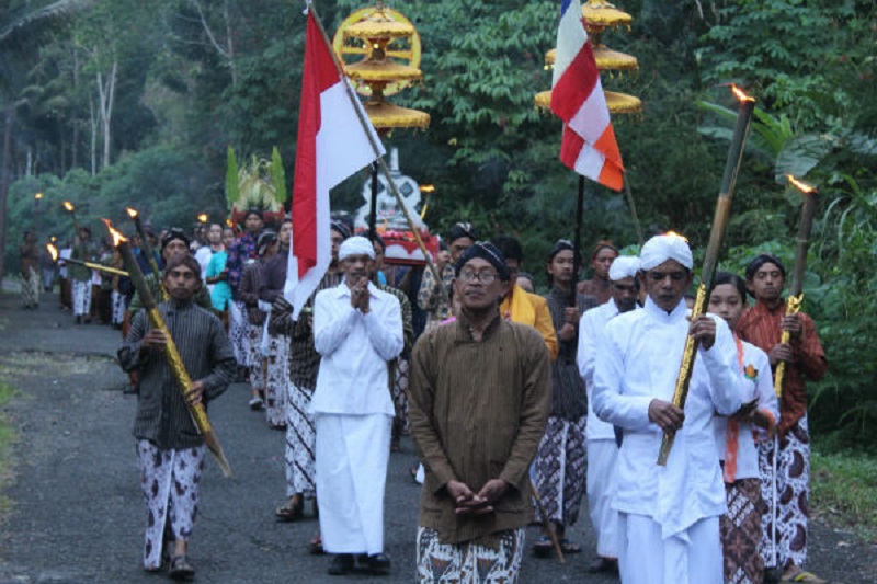 Menjelang Perayaan Waisak, Berikut Tradisi Waisak di Indonesia!