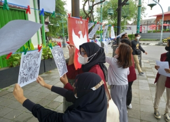Lewat Aksi Doodle Art, HIMA DKV ISI Surakarta Peringati Hari Lahir Pancasila