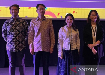 konferensi pers Korea Indonesia Film Festival bersama Rivki Morais Umagapi, Kim Young Woon, Tissa Biani selaku festival ambassador, dan Diana Abbas selaku Head of Marketing & Sales CGV Indonesia
