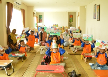 Meriahkan Sumpah Pemuda, Syariah Hotel Solo Gelar Acara Lomba Mewarnai