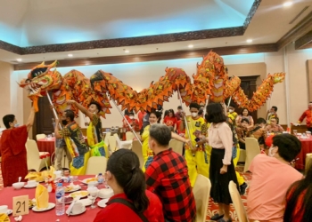 Keseruan Imlek Di The Sunan Hotel Solo, Dari Barongsai Sampai Fortune Teller