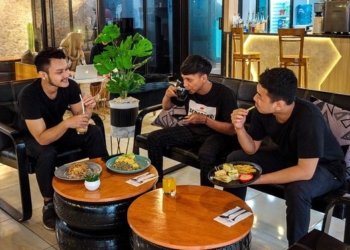Tempat Makan Recommended di Solo, Balakosa Cafe & Resto