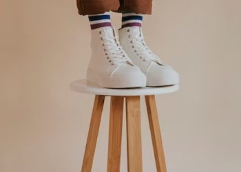 Ini Tips Merawat Sneakers Agar Berumur Panjang