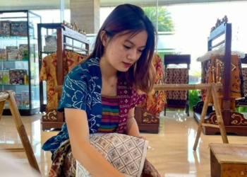 Hari Batik Nasional Bersama The Alana Hotel & Convention Solo