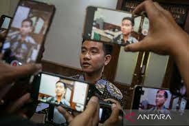 Gibran Pastikan Masih Kader PDIP
