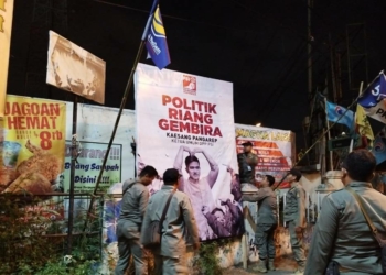 Sempat Diprotes, Pencopotan Spanduk hingga Baliho Pemilu di Jogja Terus Berlanjut