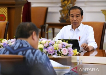 Bahas Isu Terkini, Presiden Gelar Rapat Internal
