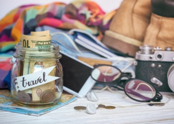Tips Menabung Jelang Liburan Akhir Tahun