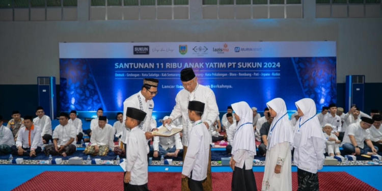 Gelar Safari Ramadan, PT Sukun Santuni 11 Ribu Anak Yatim