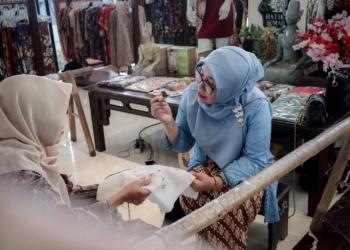 Peringati Hari Kartini, Alana Hotel Gelar Alana Solo Berkebaya