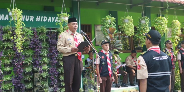Hardiknas, Pengembara Eksprada VIII Berjalan Kaki 30 Km