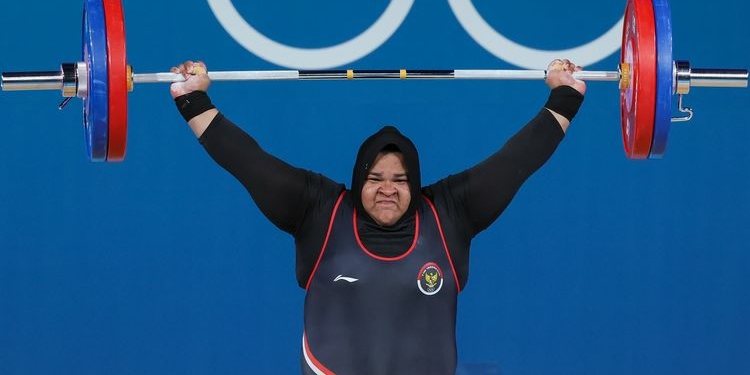 Atlet Angkat Besi Nurul Akmal