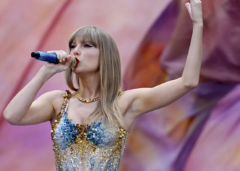 Taylor Swift Luncurkan Video Musik "I Can Do It With a Broken Heart"
