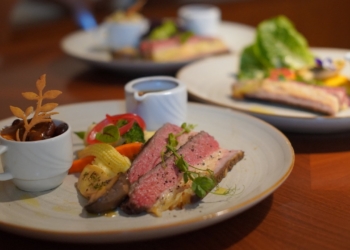 Hanya Bulan Ini, Lorin Solo Hotel Tawarkan Sensasi Berbeda Nikmati Smoked Beef Brisket