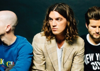 Selain Konser Grup Band LANY juga Berbagi Kasih Sayang dengan Panti Asuhan di Jakarta