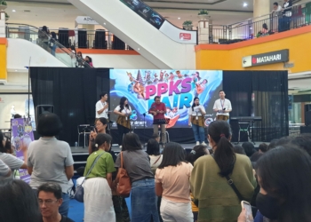 Meriah! Ribuan Siswa Perhimpunan Pendidikan Kristen Surakarta Ikuti PPKS Fair di Solo Grand Mall