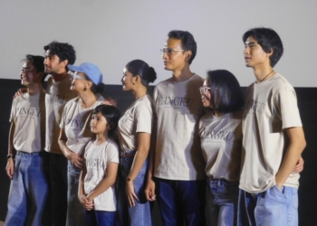 Reza Rahardian akan Menyutradarai Film Panjang Pertamanya yang Berjudul “Pangku” yang Ia Persembahkan untuk Sang Ibu